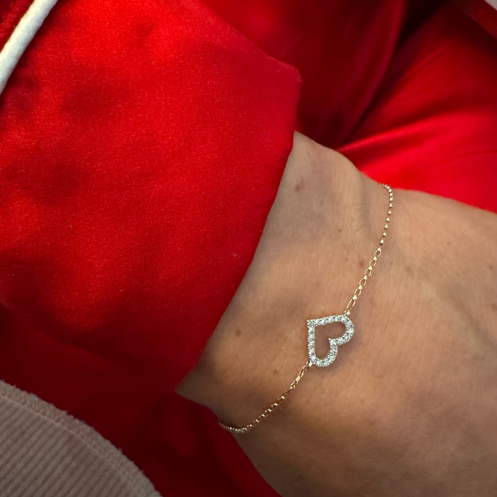 Effy Novelty 14K White Gold Diamond Heart Bracelet, 0.10 TCW - Picture 8 of 12